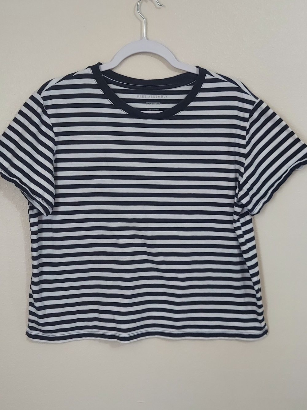Crewneck Black and White Striped Crop Top - Women's